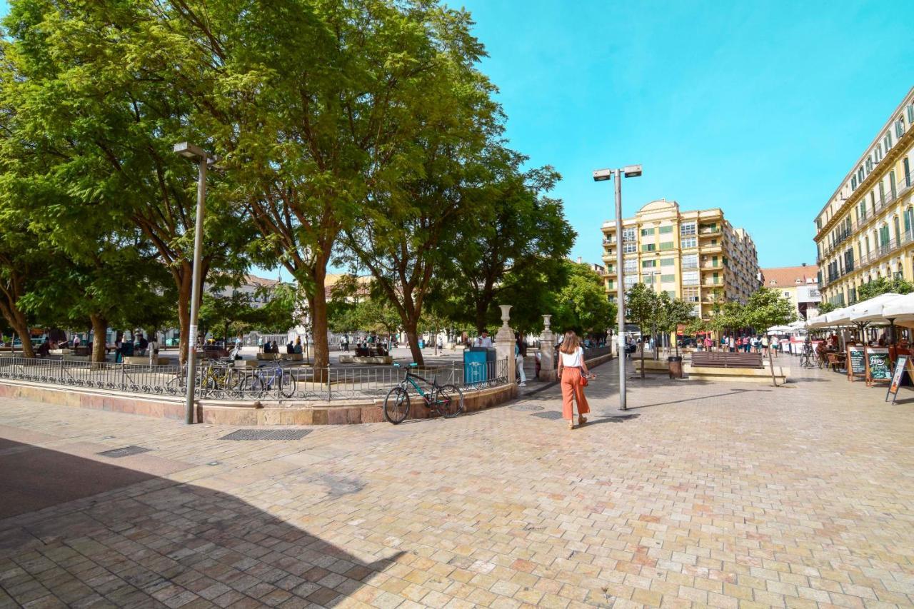 Letmalaga Square Merced Kültér fotó